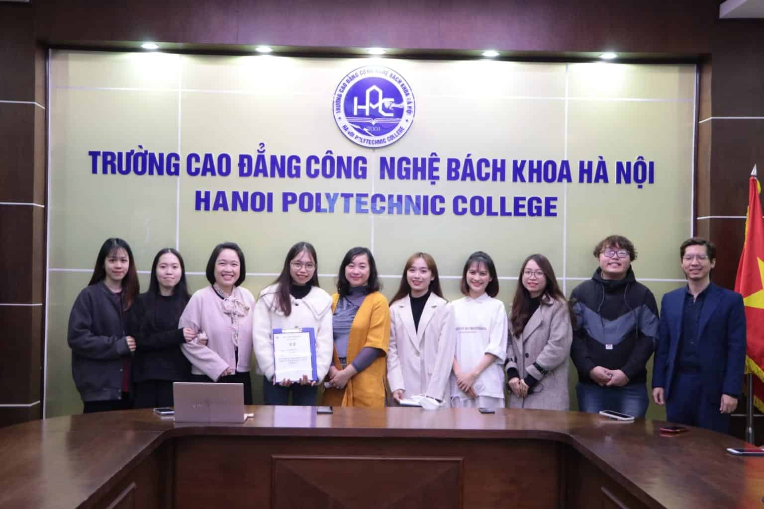 TRƯỜNG CAO ĐẲNG HÀ NỘI