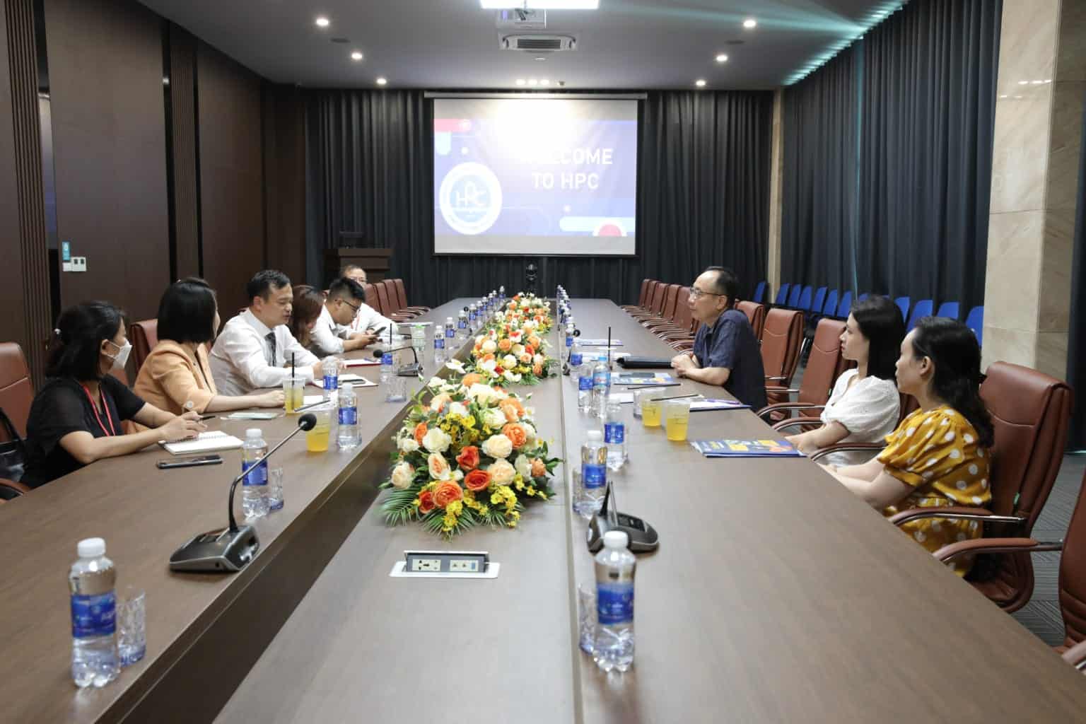 TRƯỜNG CAO ĐẲNG HÀ NỘI