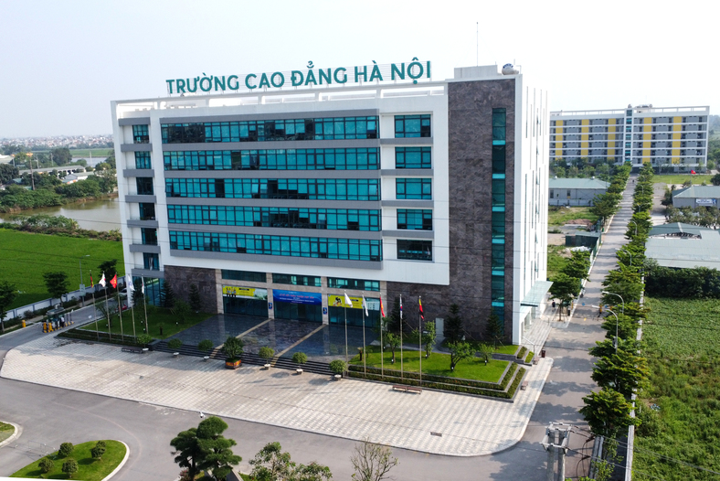 TRƯỜNG CAO ĐẲNG HÀ NỘI