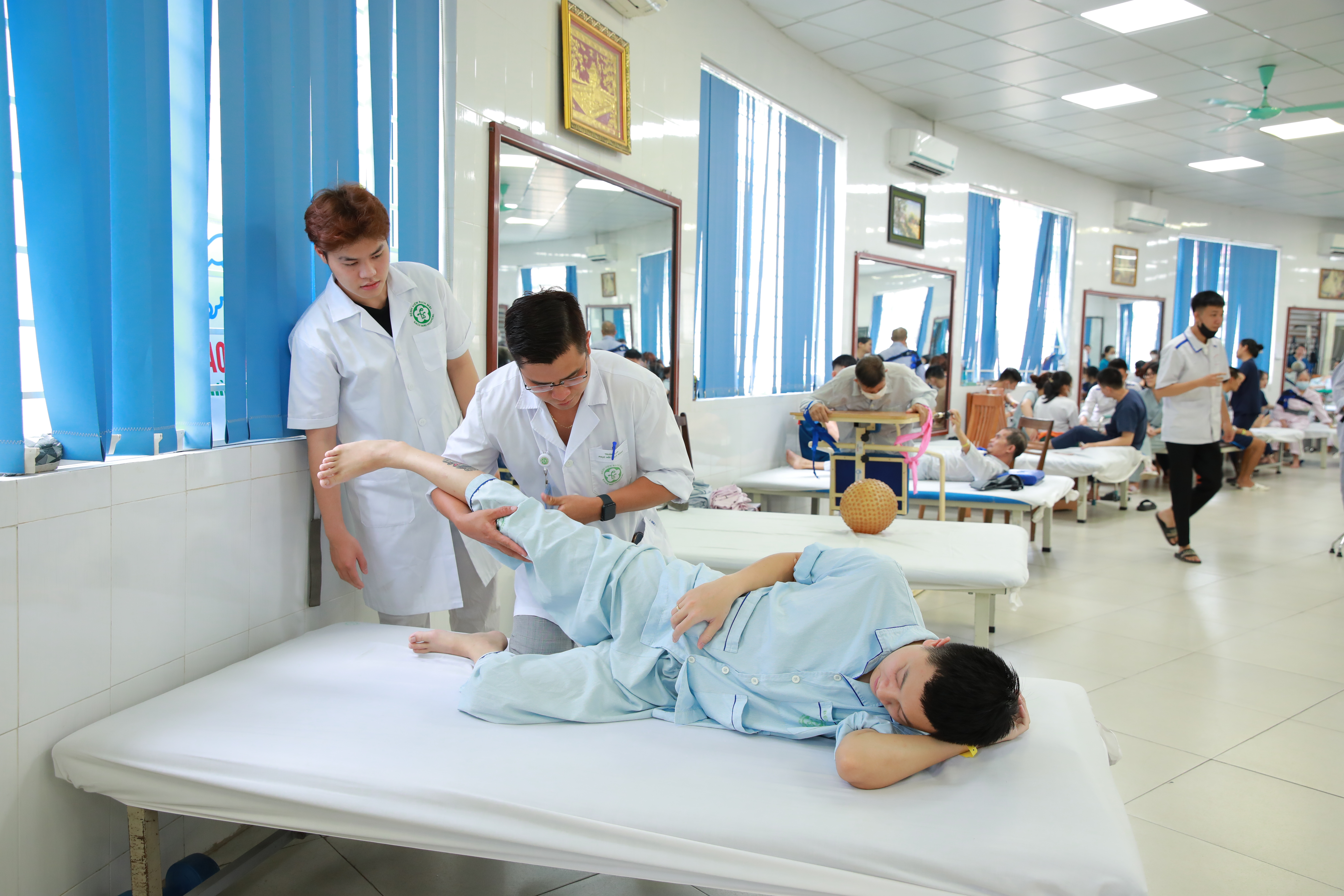 TRƯỜNG CAO ĐẲNG HÀ NỘI