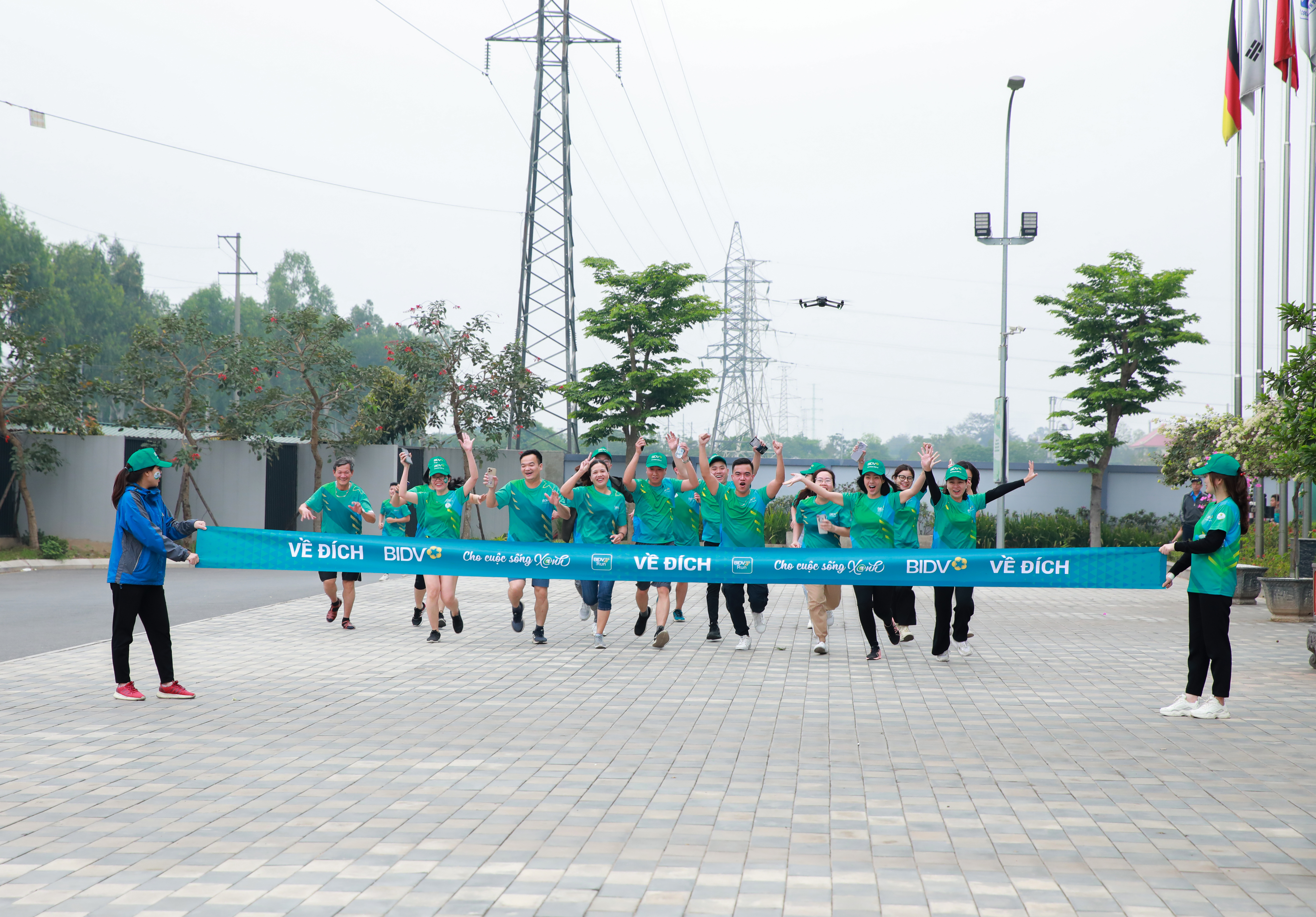 TRƯỜNG CAO ĐẲNG HÀ NỘI