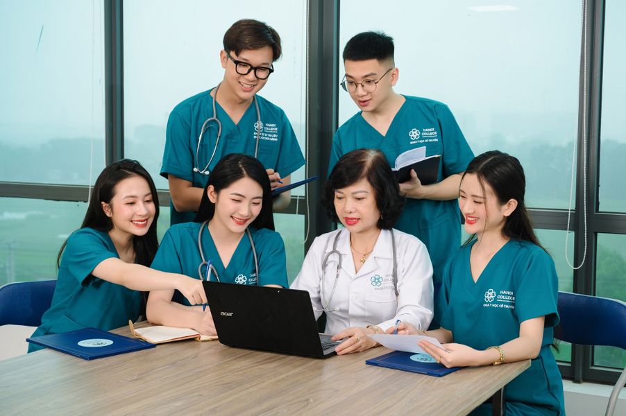 TRƯỜNG CAO ĐẲNG HÀ NỘI