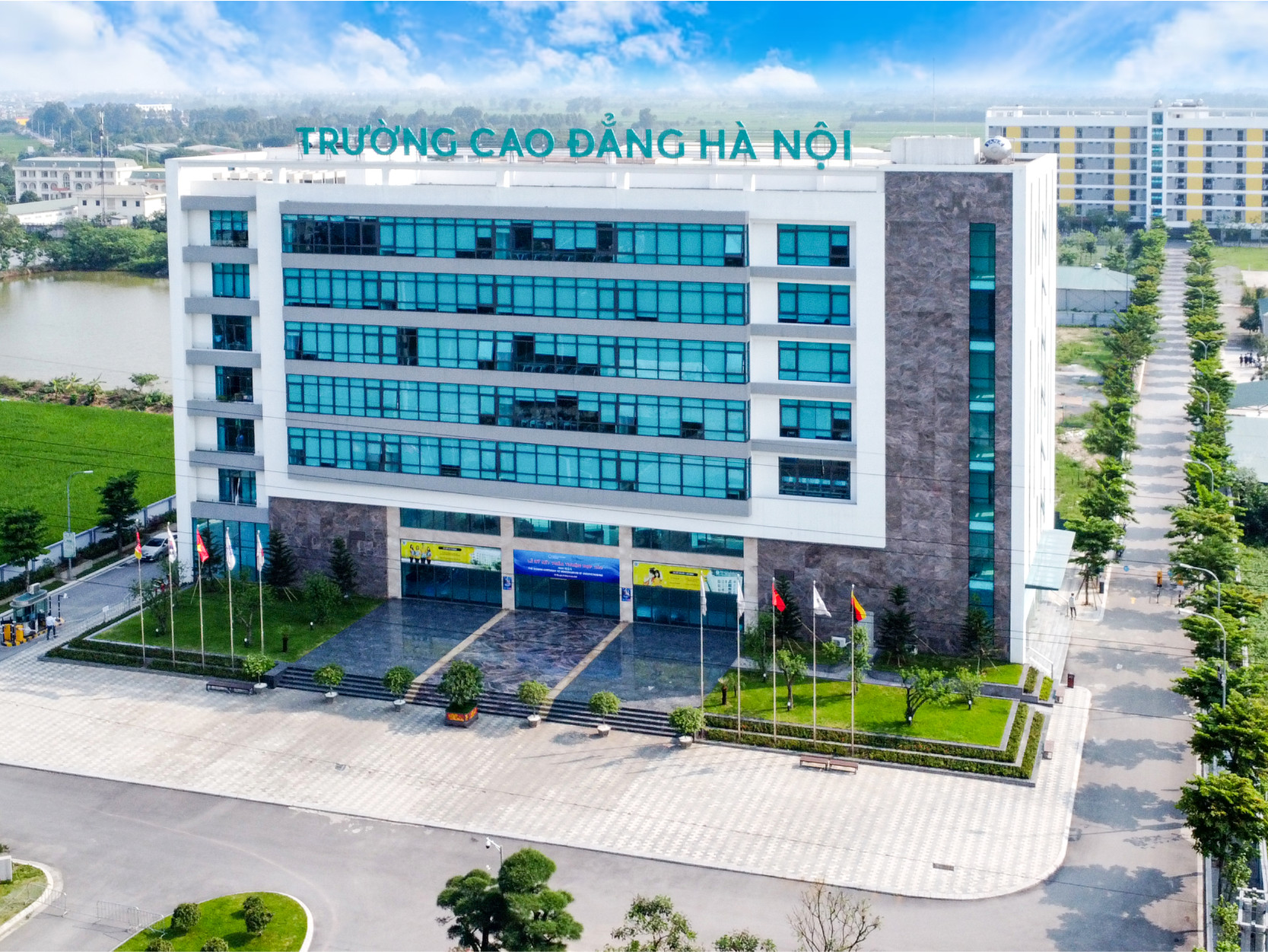 TRƯỜNG CAO ĐẲNG HÀ NỘI