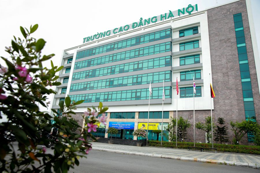 TRƯỜNG CAO ĐẲNG HÀ NỘI