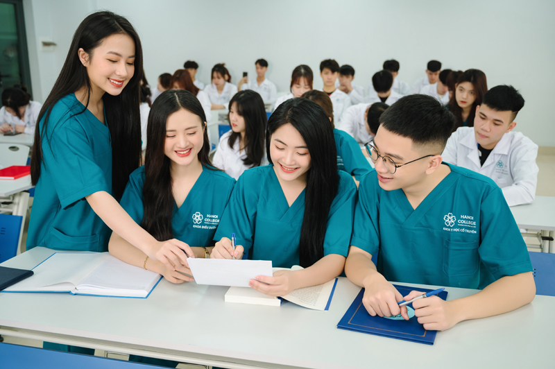 TRƯỜNG CAO ĐẲNG HÀ NỘI