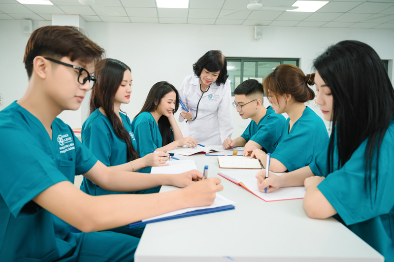 TRƯỜNG CAO ĐẲNG HÀ NỘI