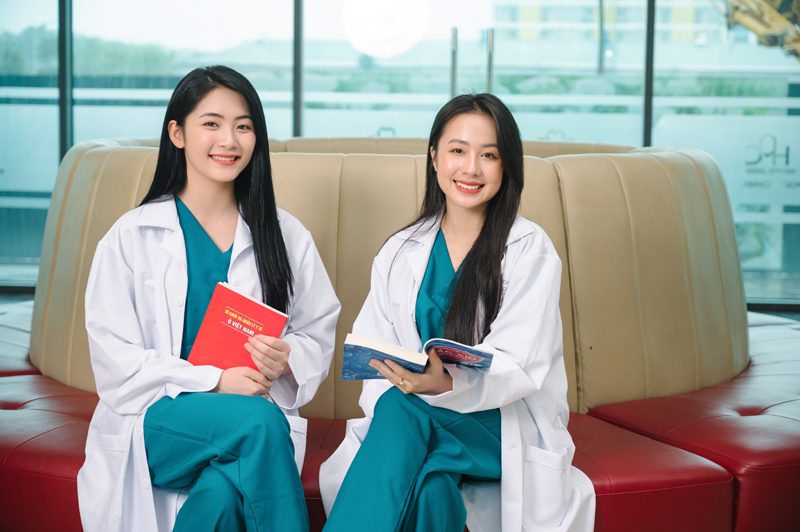 TRƯỜNG CAO ĐẲNG HÀ NỘI