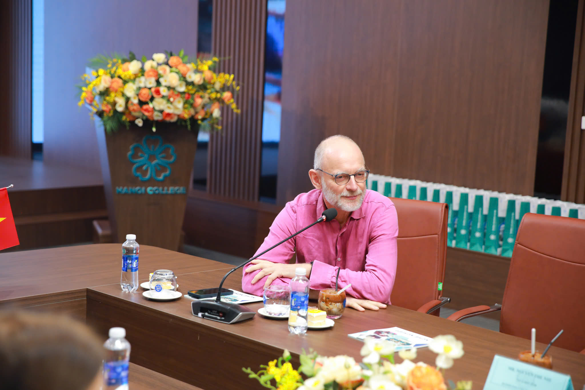 TRƯỜNG CAO ĐẲNG HÀ NỘI