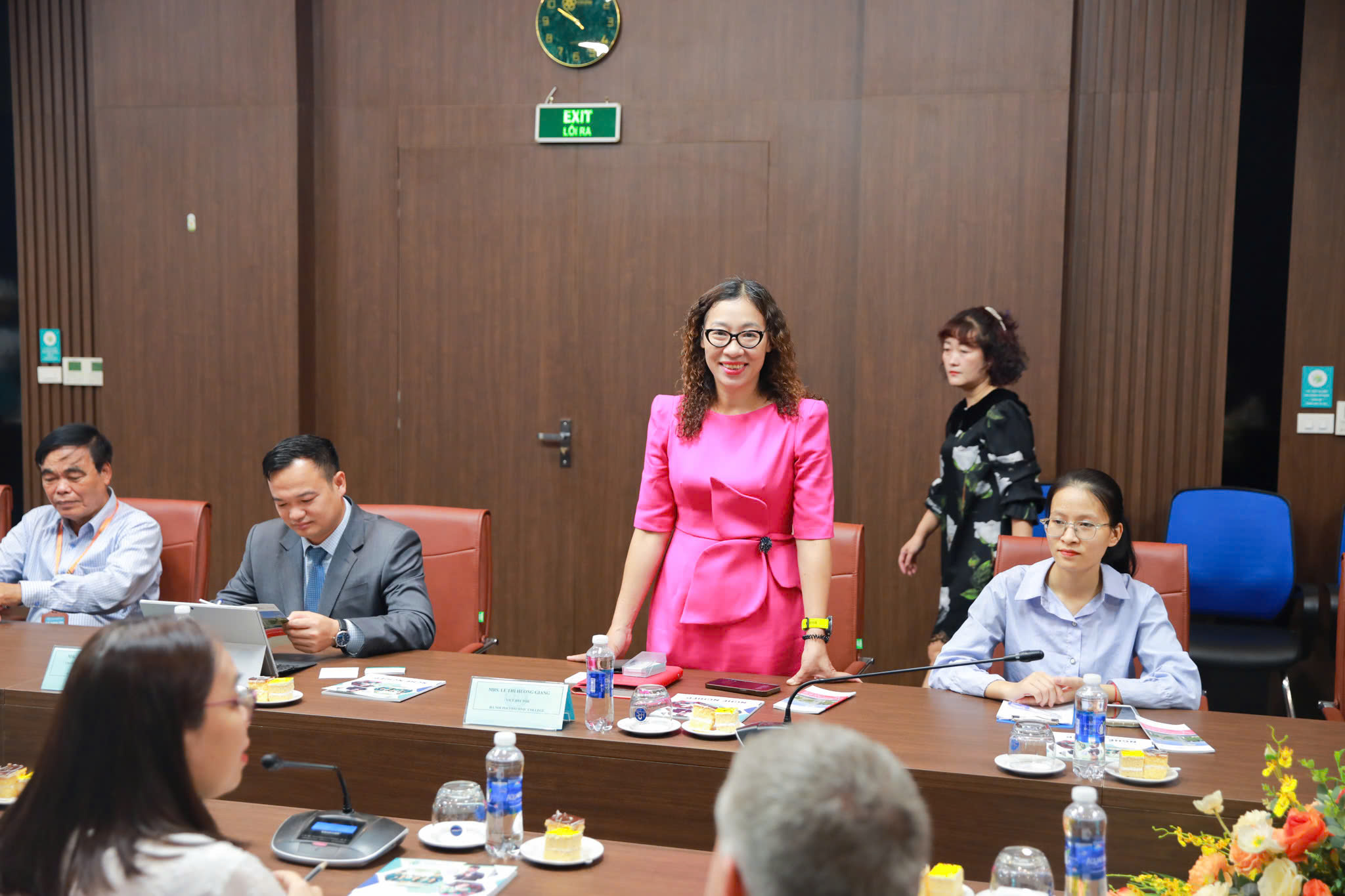 TRƯỜNG CAO ĐẲNG HÀ NỘI