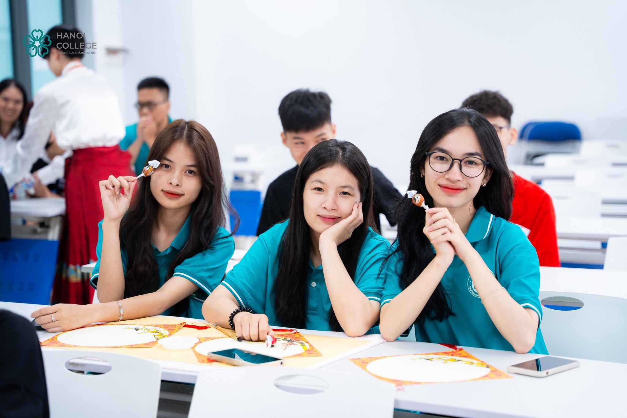 TRƯỜNG CAO ĐẲNG HÀ NỘI