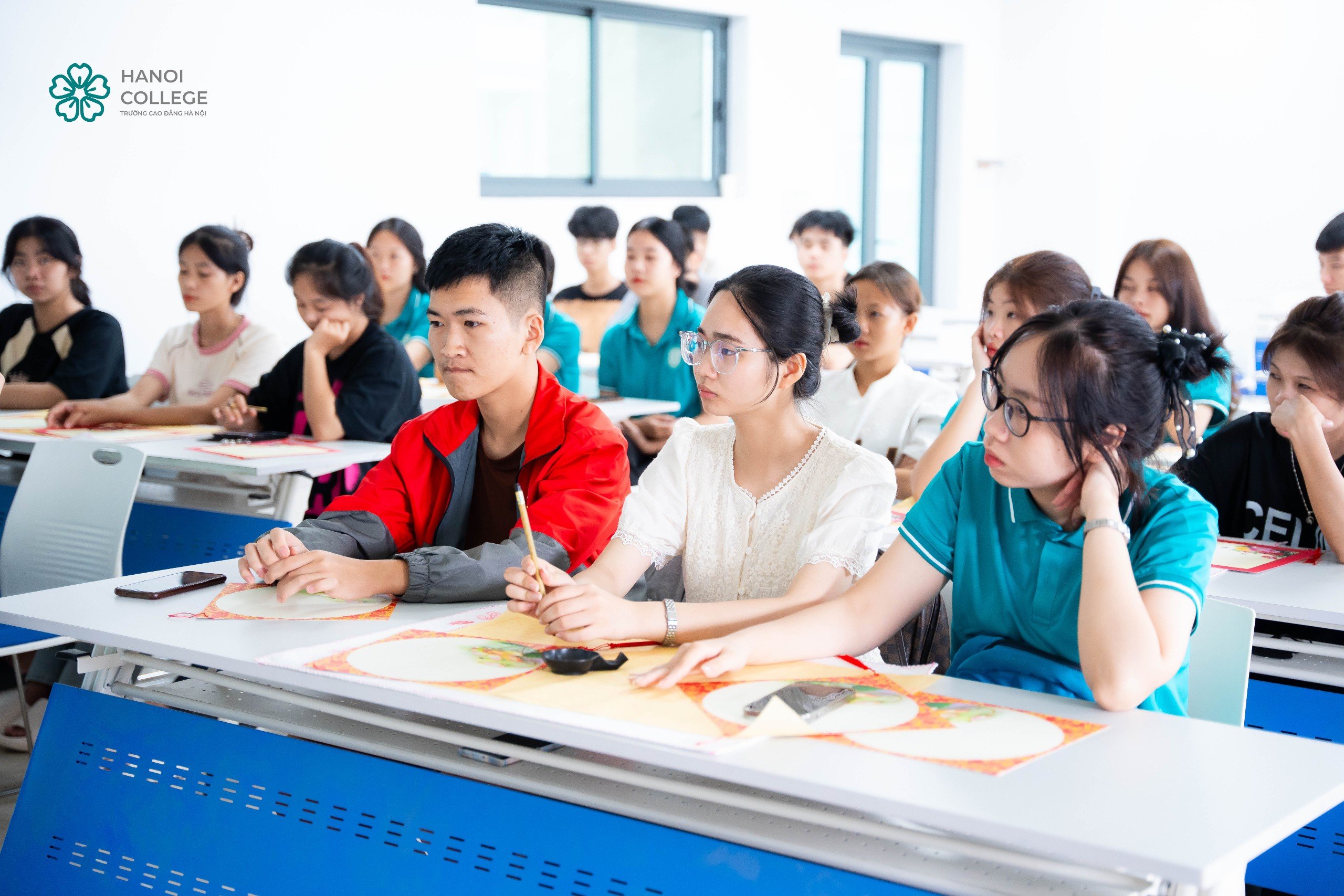 TRƯỜNG CAO ĐẲNG HÀ NỘI