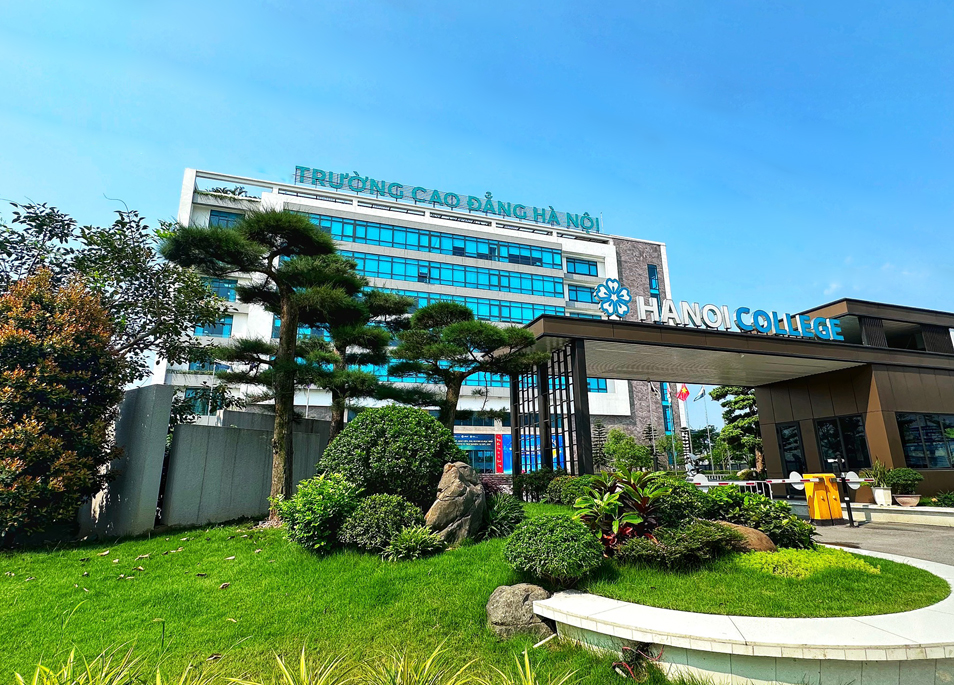 TRƯỜNG CAO ĐẲNG HÀ NỘI