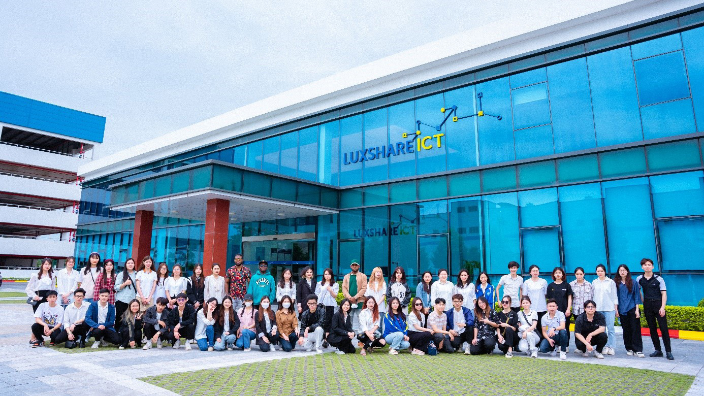 TRƯỜNG CAO ĐẲNG HÀ NỘI