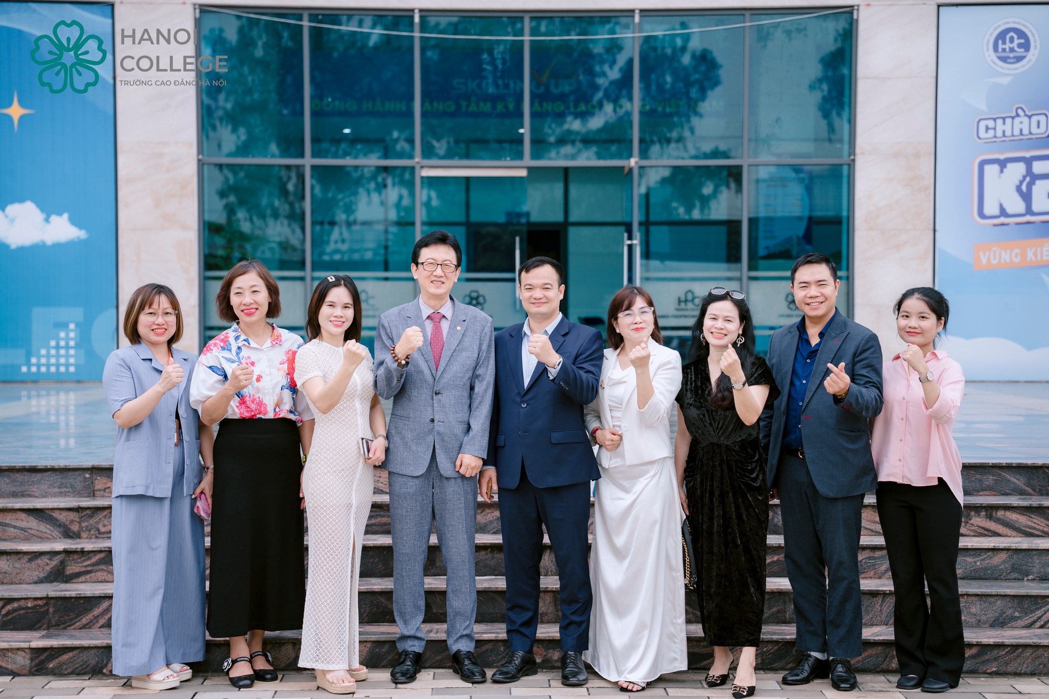 TRƯỜNG CAO ĐẲNG HÀ NỘI